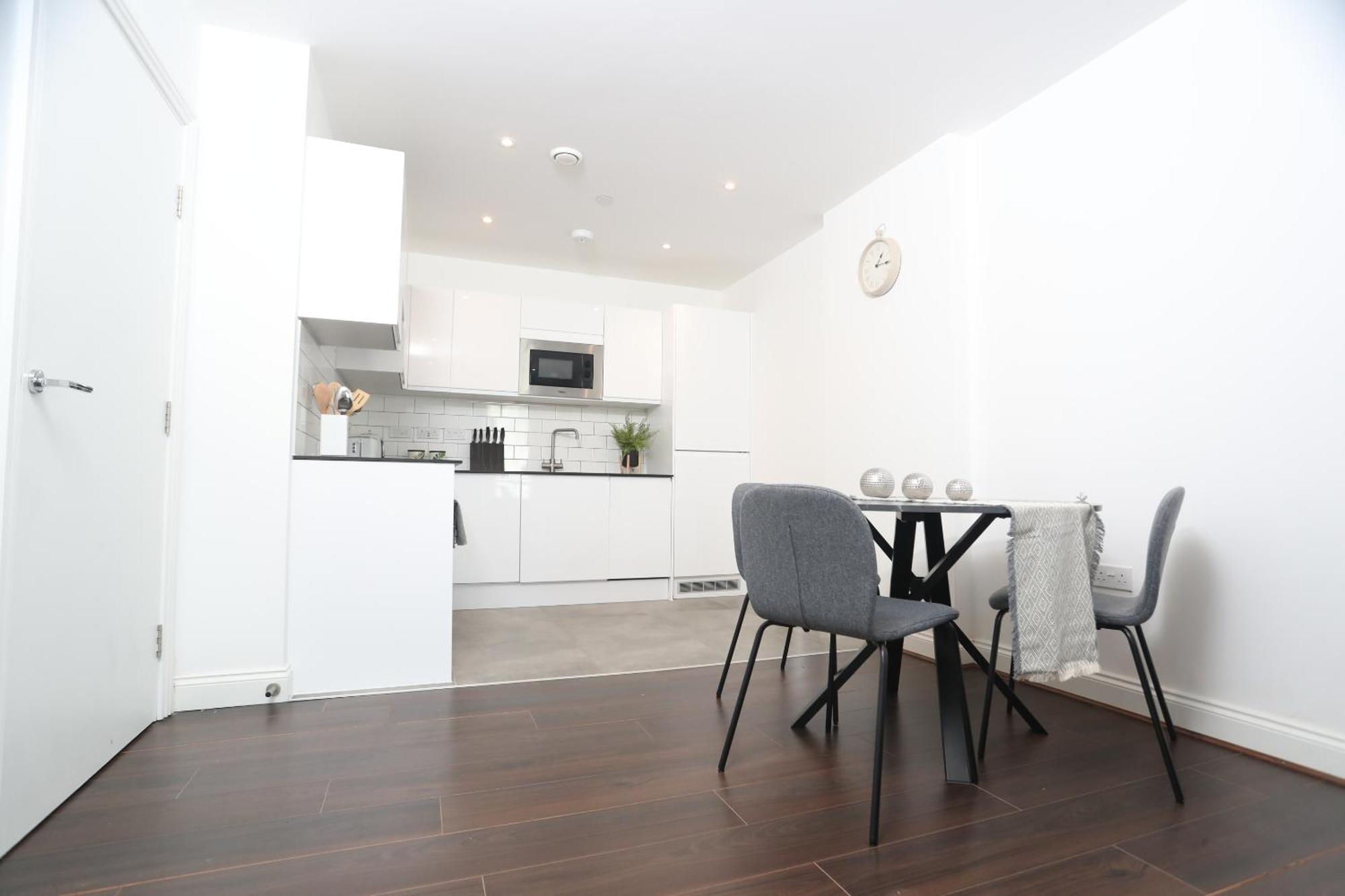 Luxury Apartments In Central Watford واتفورد المظهر الخارجي الصورة