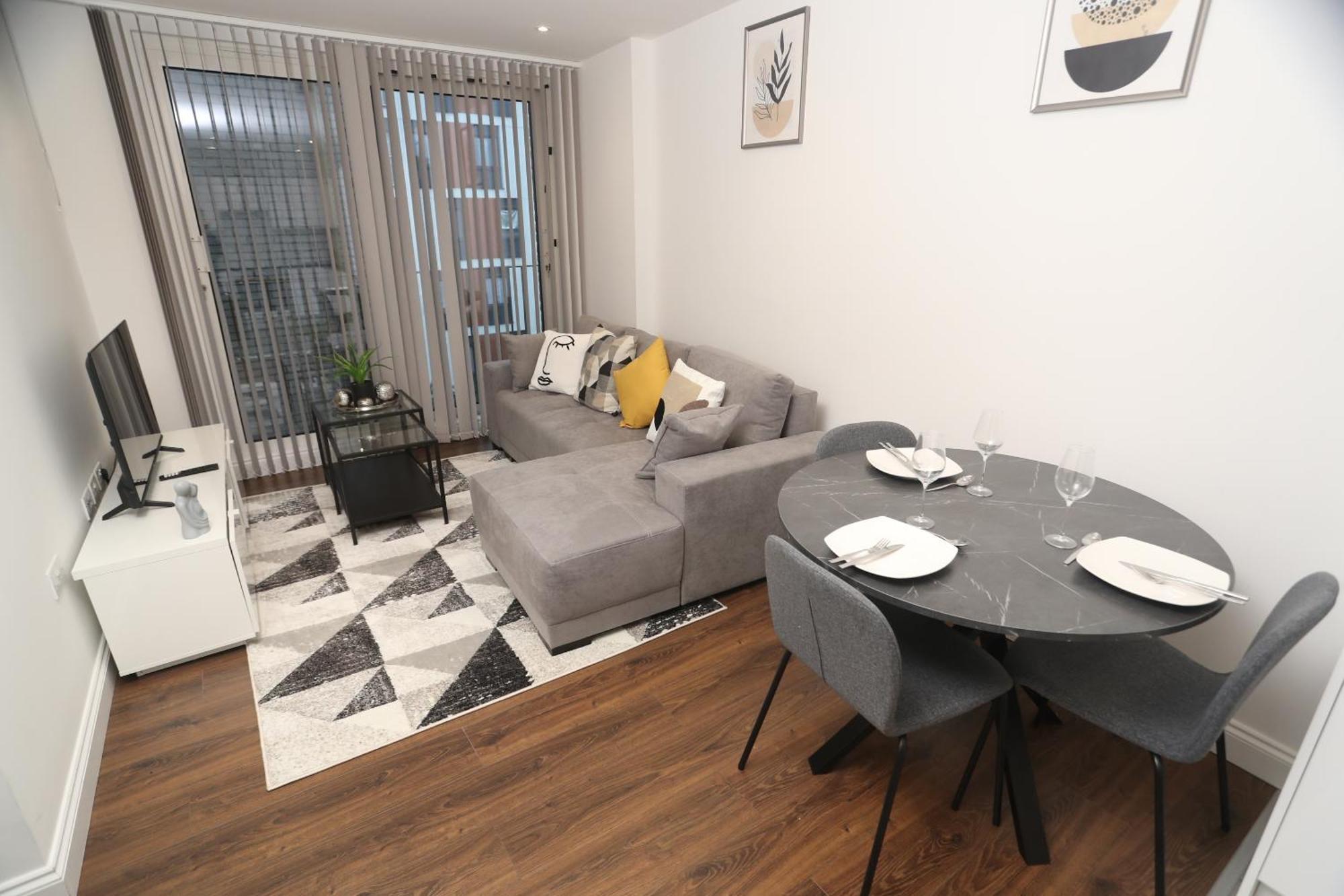 Luxury Apartments In Central Watford واتفورد المظهر الخارجي الصورة